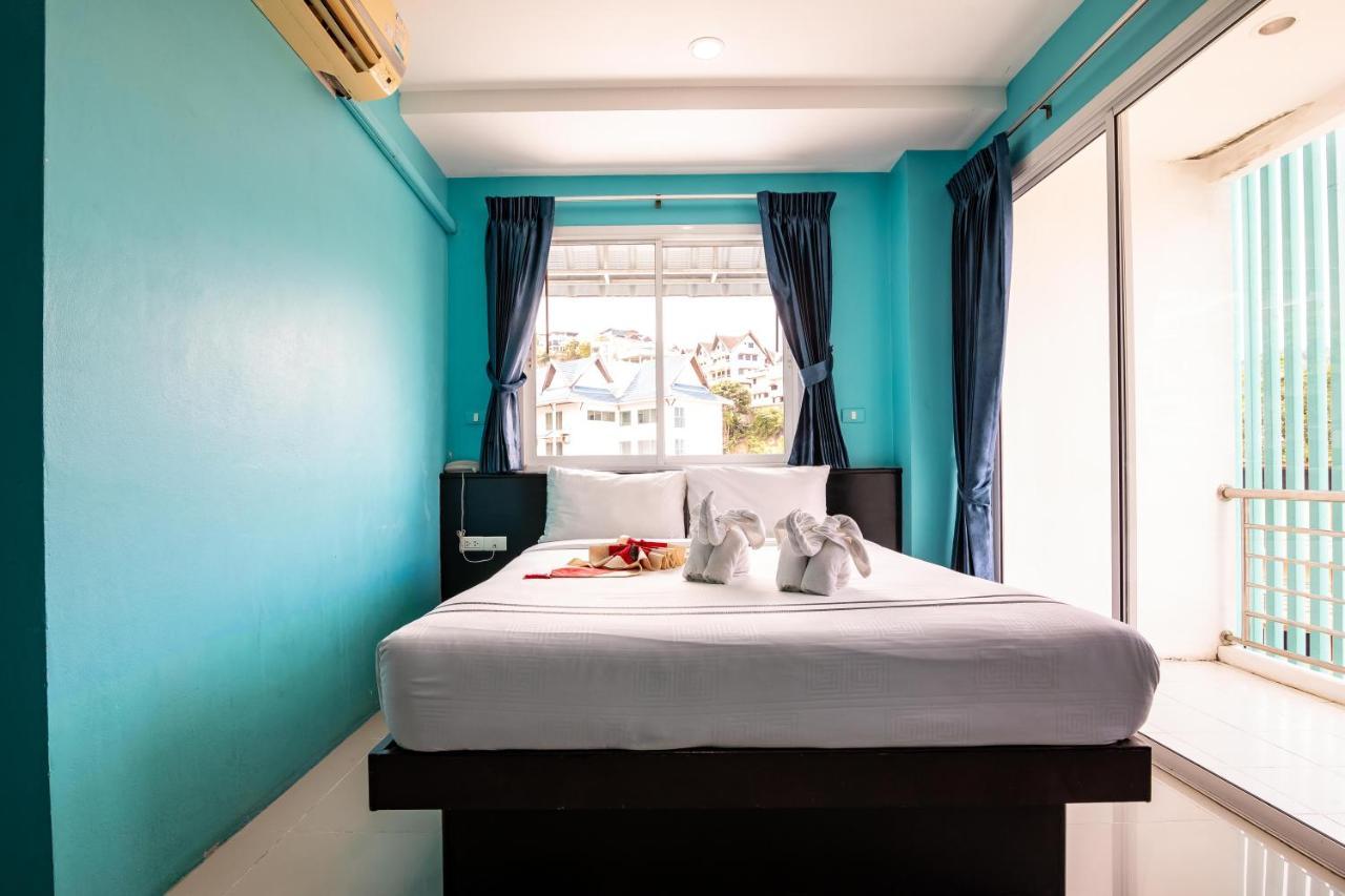 Patong Blue Hotel Экстерьер фото